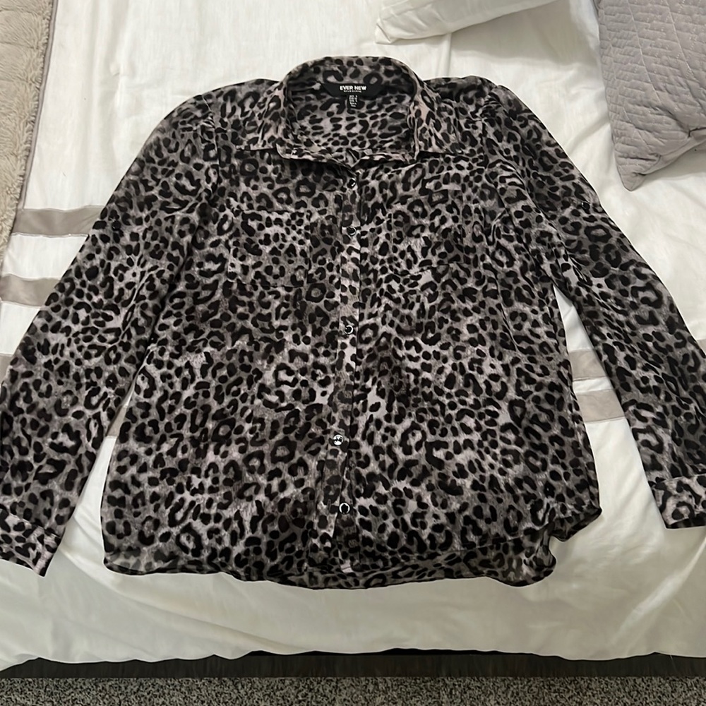 Ever new Melbourne semi sheer black and grey leopard blouse size US 4